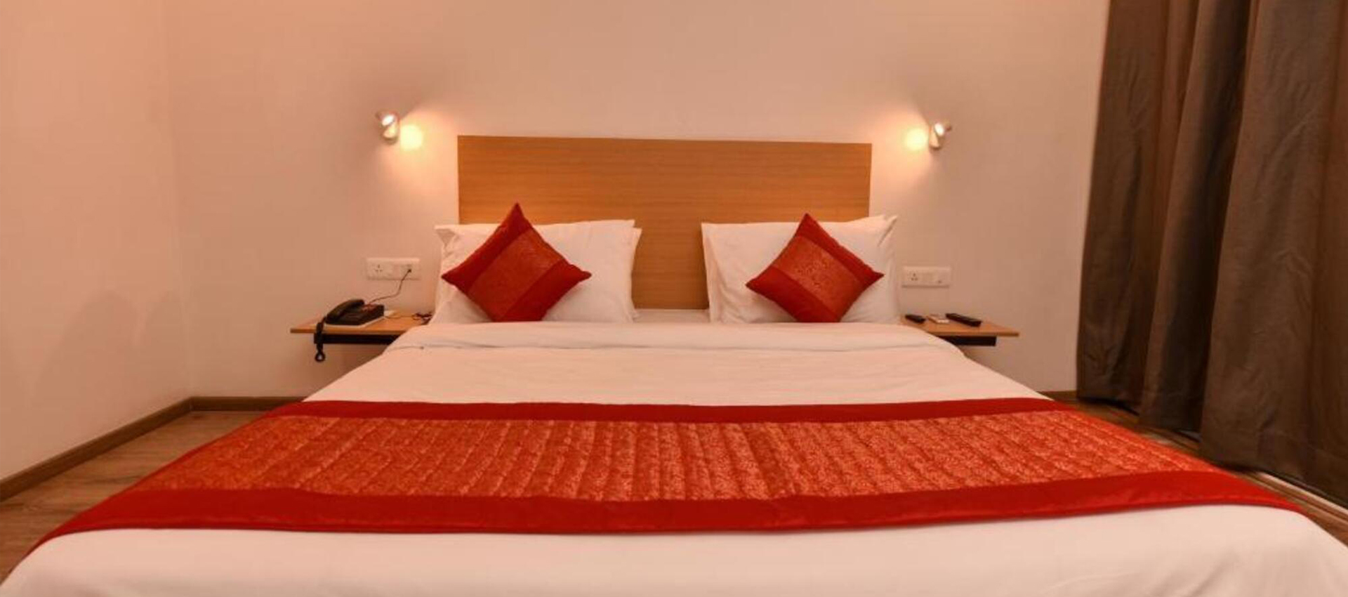 Deluxe Room - Mavens Orange, Gurgaon
